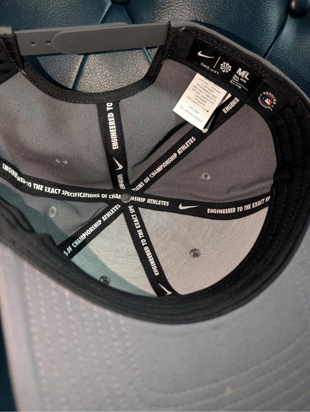 Men's Nike Hat San Diego Padres Snapback Medium Large Cap Grey - Picture 3 of 3